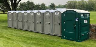 Best VIP or Luxury Restroom Trailers  in Chamberlain, SD